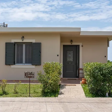 Aleli With Tennis Court 别墅 *