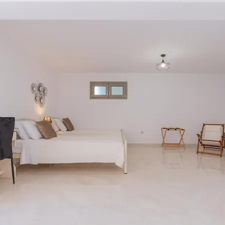 Aleli With Tennis Court Minia