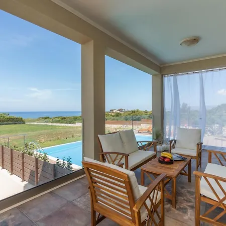 Aleli With Tennis Court Vilă Minia