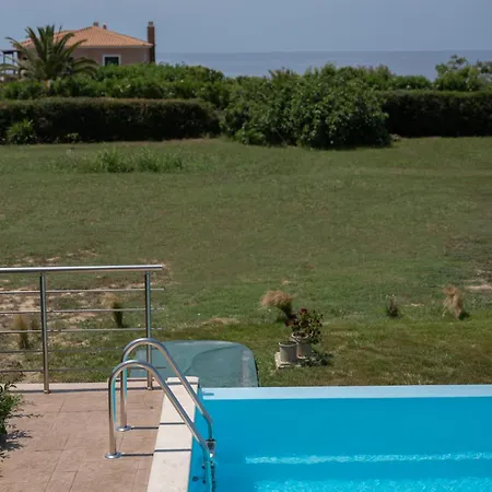 Vilă Aleli With Tennis Court Minia